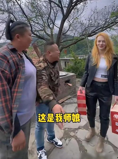 明星网红骑马视频在线观看,一场视觉盛宴的在线直播